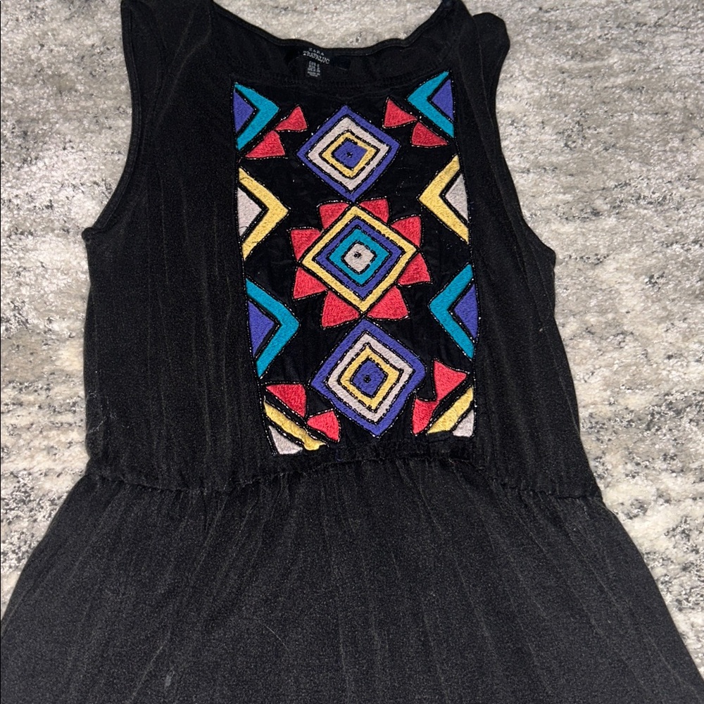 Zara Trafaluc Small midi beaded embroidered Black Dress with Geometric Pattern - Picture 4 of 8